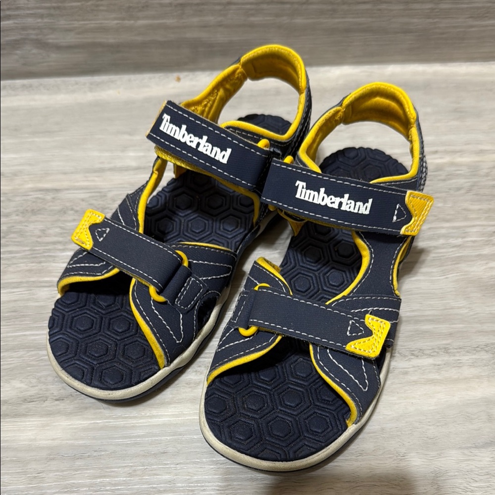 Timberland Black and Yellow Sandals Sporty Outdoor Design